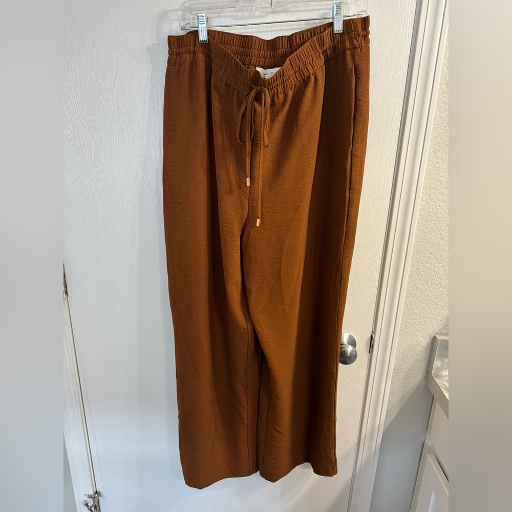 3/$10 Haver & Blair Wide Leg Pants